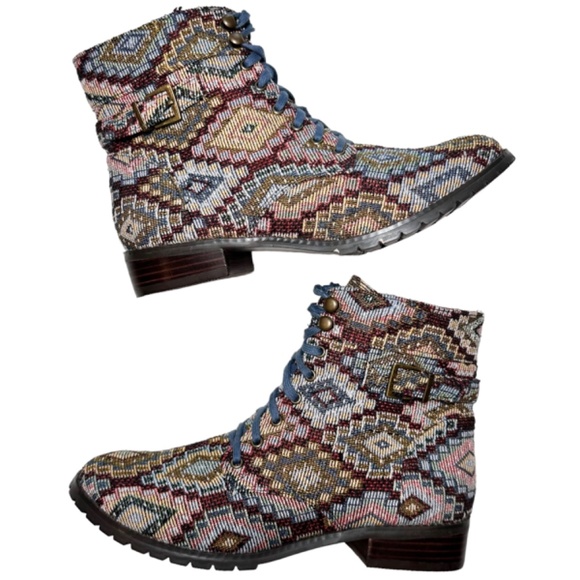Restricted Boho Tapestry Boots | Lace-Up, Geometric, EUC Rare Find! - Picture 7 of 10